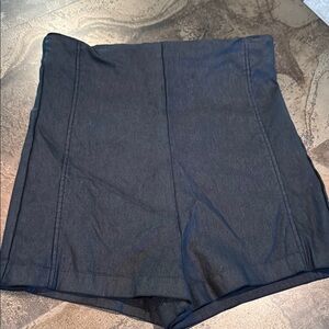Love Culture Dark High-Waisted Shorts